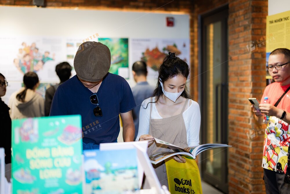 enter-media-chup-anh-su-kien-bao-cao-du-an-viet-nam-phieu-luu-ky-dong-bang-song-cuu-long-cung-nha-xuat-ban-du-but-020