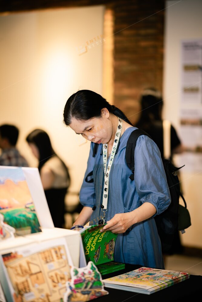 enter-media-chup-anh-su-kien-bao-cao-du-an-viet-nam-phieu-luu-ky-dong-bang-song-cuu-long-cung-nha-xuat-ban-du-but-047