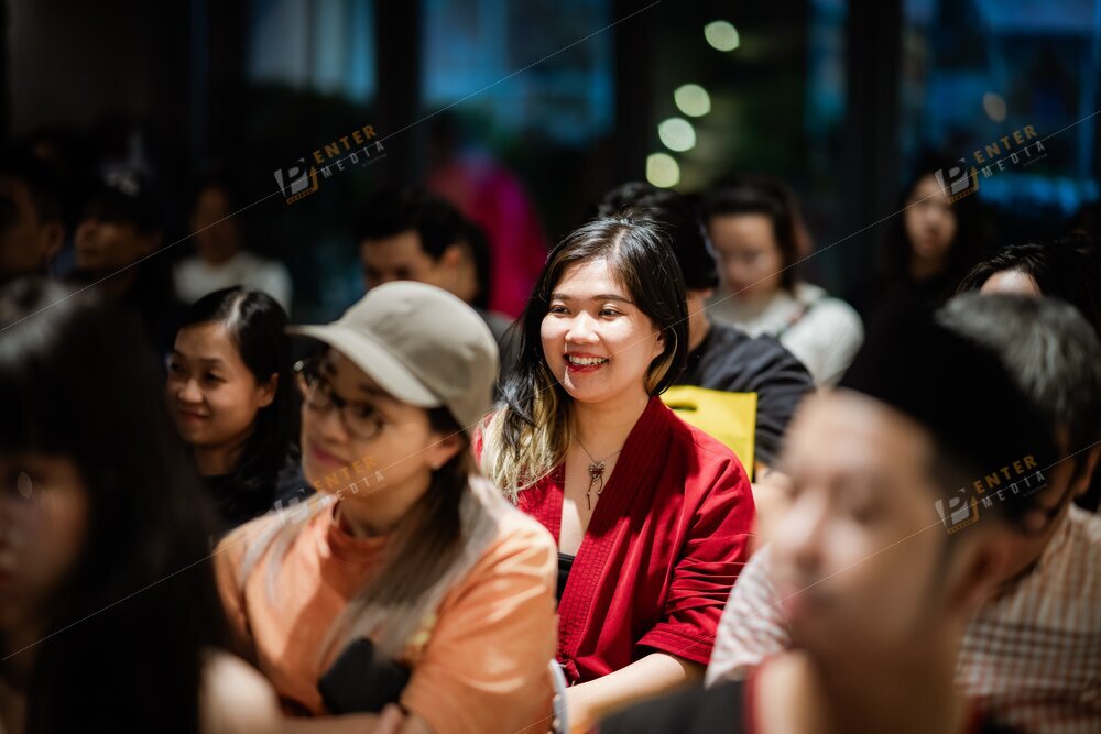 enter-media-chup-anh-su-kien-bao-cao-du-an-viet-nam-phieu-luu-ky-dong-bang-song-cuu-long-cung-nha-xuat-ban-du-but-052