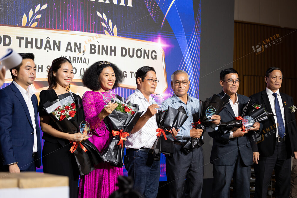 enter-media-chup-anh-su-kien-cong-ty-ei-group-tp-hcm-046