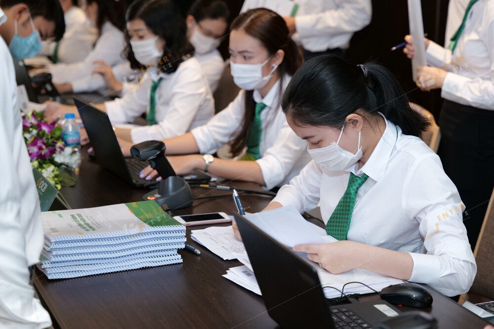 enter-media-chup-anh-su-kien-hoi-nghi-dai-hoi-dong-co-dong-ngan-hang-ocb-011