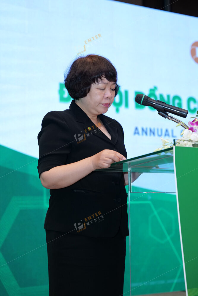 enter-media-chup-anh-su-kien-hoi-nghi-dai-hoi-dong-co-dong-ngan-hang-ocb-027