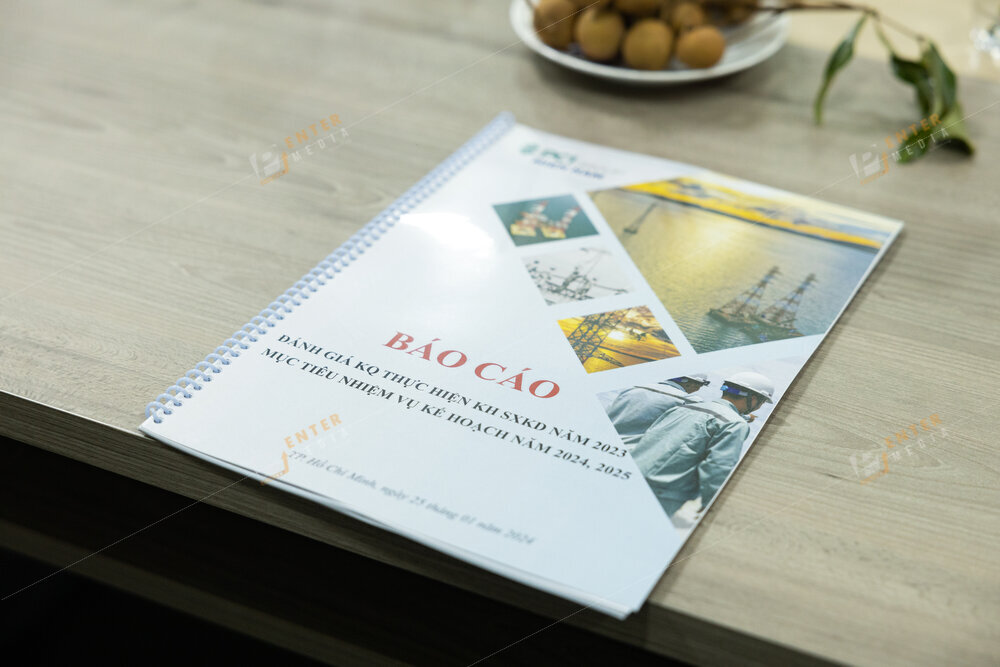 enter-media-chup-anh-su-kien-hoi-nghi-tong-ket-nam-2023-trien-khai-ke-hoach-2024-cua-pc1group-mien-nam-004