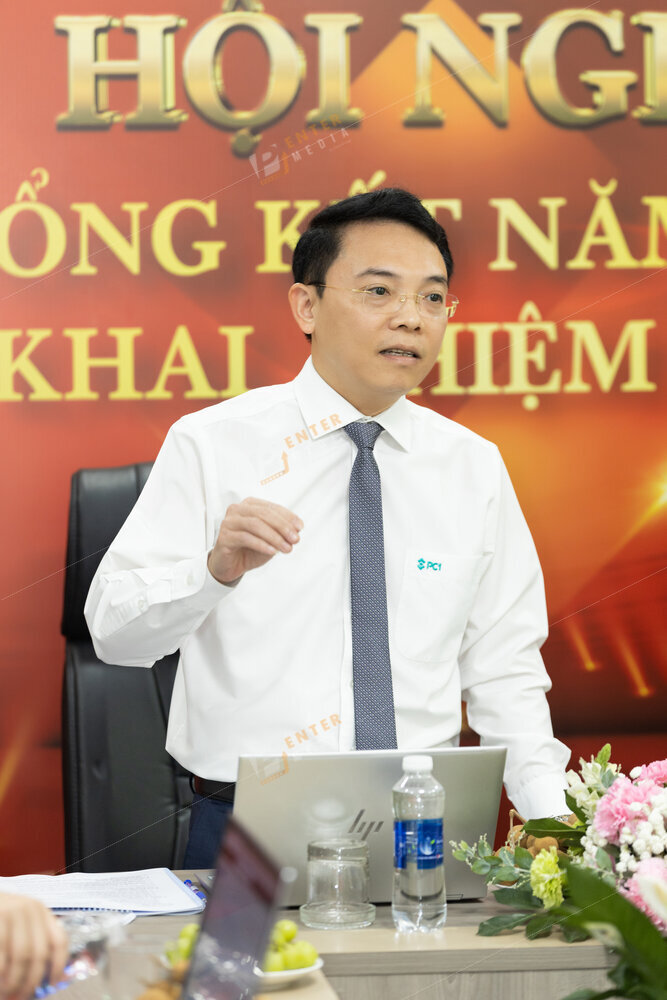 enter-media-chup-anh-su-kien-hoi-nghi-tong-ket-nam-2023-trien-khai-ke-hoach-2024-cua-pc1group-mien-nam-020
