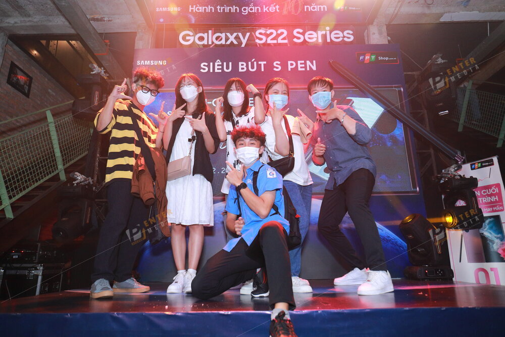 enter-media-chup-anh-su-kien-ra-mat-san-pham-galaxy-s22-018