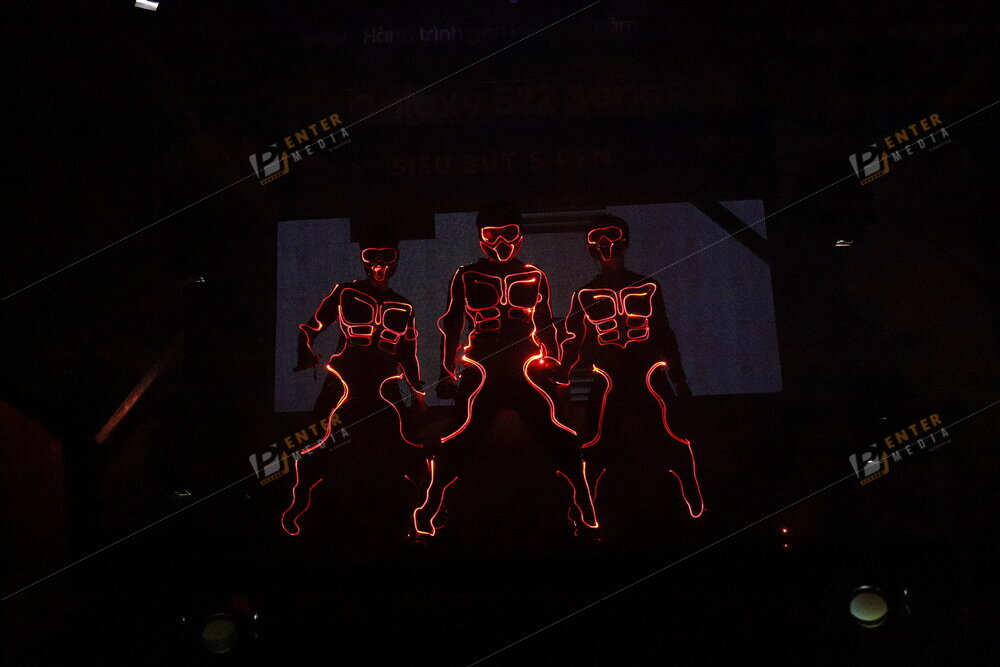 enter-media-chup-anh-su-kien-ra-mat-san-pham-galaxy-s22-022