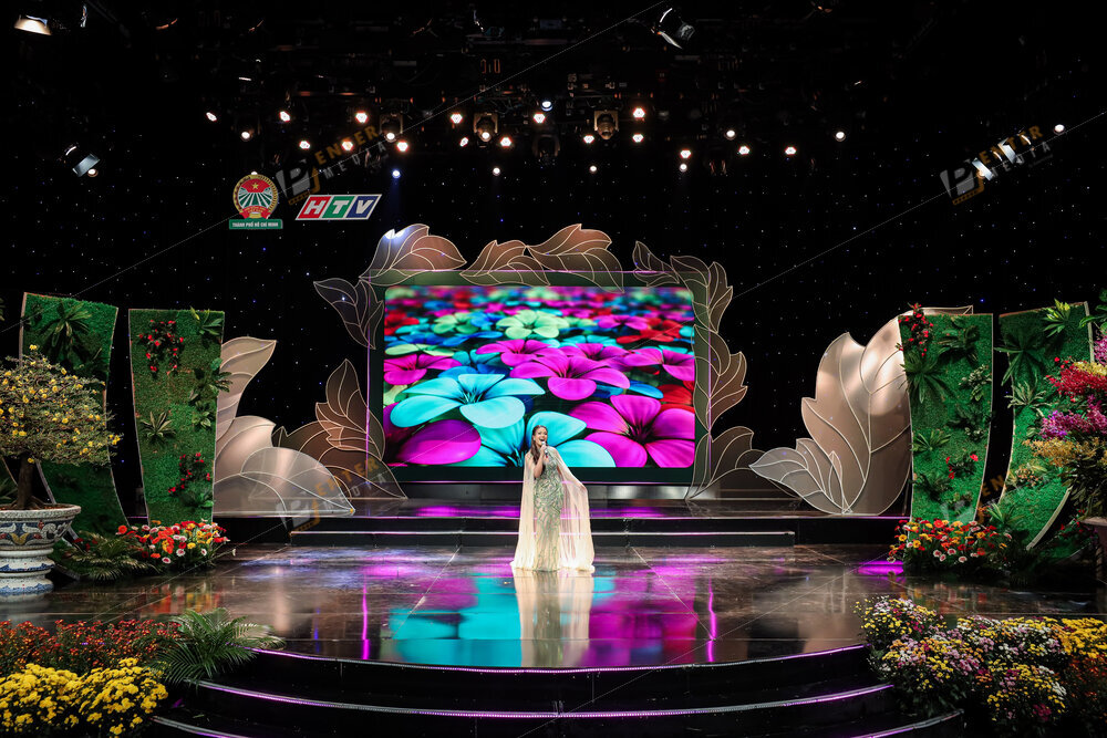 enter-media-chup-hinh-lay-lien-su-kien-cho-chuong-trinh-tet-nghia-tinh-cua-dai-truyen-hinh-htv-va-hoi-nong-dan-003