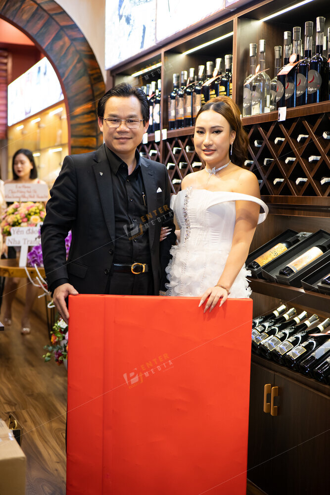 enter-media-chup-hinh-su-kien-khai-truong-cua-hang-ruou-wineplaza-030
