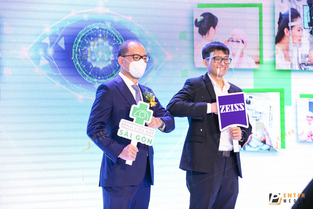 enter-media-chup-hinh-su-kien-le-ky-ket-giua-zeiss-va-benh-vien-mat-sai-gon-027
