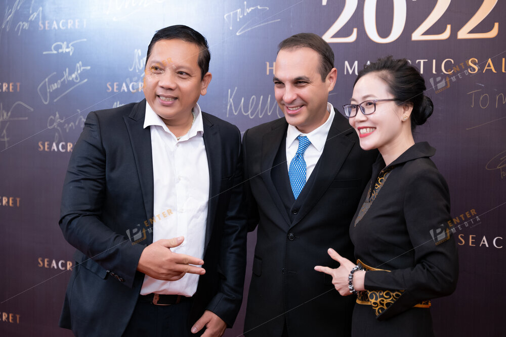 enter-media-chup-hinh-su-kien-tiec-cuoi-nam-cong-ty-seacret-lifestyle-night-002