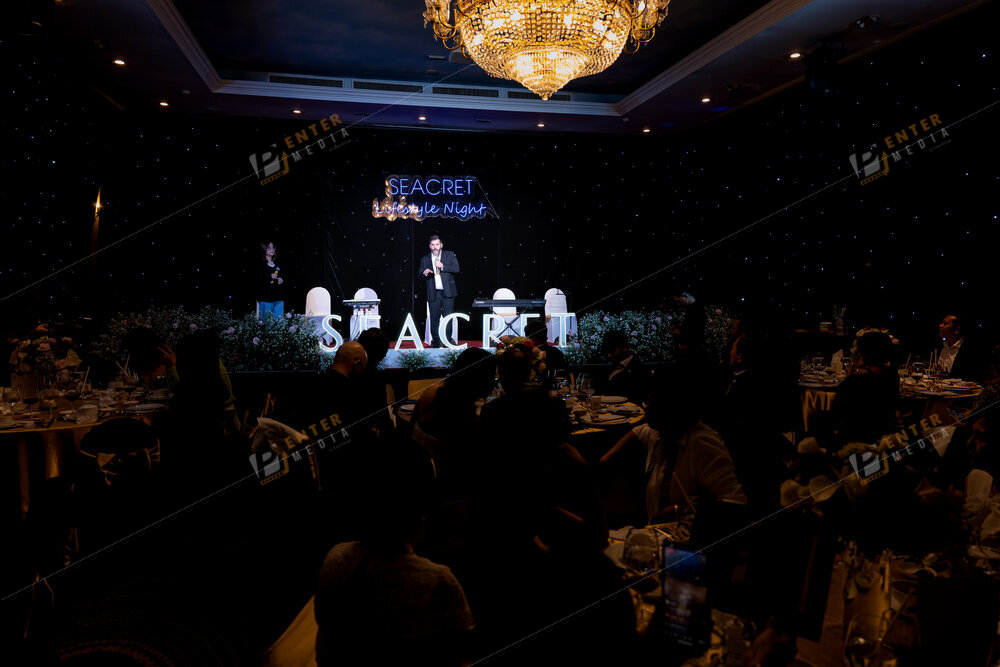 enter-media-chup-hinh-su-kien-tiec-cuoi-nam-cong-ty-seacret-lifestyle-night-016