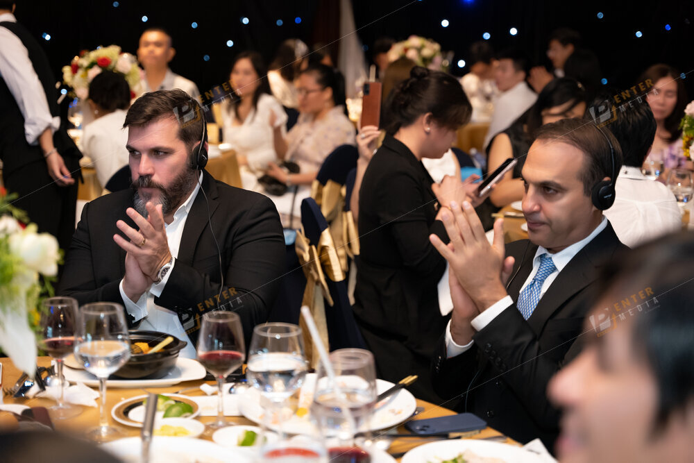 enter-media-chup-hinh-su-kien-tiec-cuoi-nam-cong-ty-seacret-lifestyle-night-024