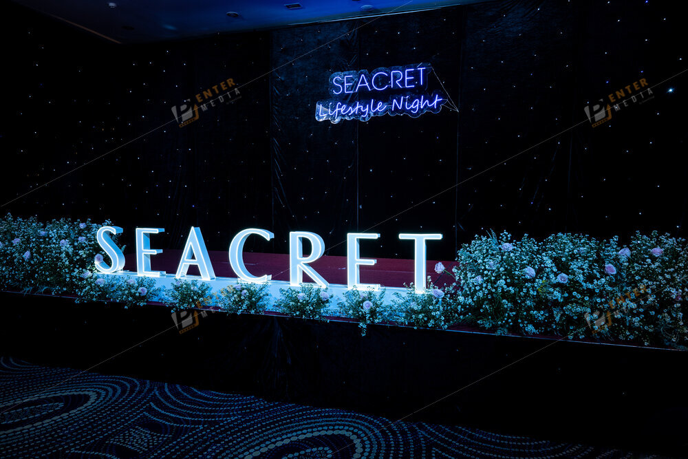 enter-media-chup-hinh-su-kien-tiec-cuoi-nam-cong-ty-seacret-lifestyle-night-040
