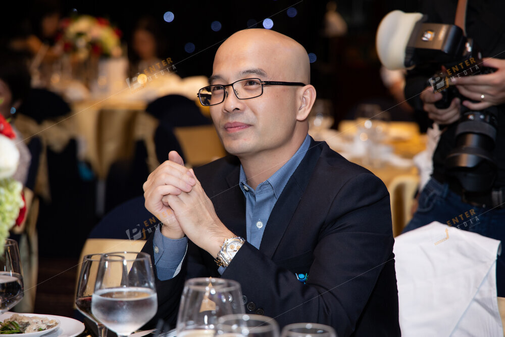 enter-media-chup-hinh-su-kien-tiec-cuoi-nam-cong-ty-seacret-lifestyle-night-052