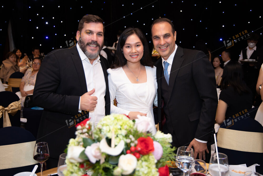 enter-media-chup-hinh-su-kien-tiec-cuoi-nam-cong-ty-seacret-lifestyle-night-057