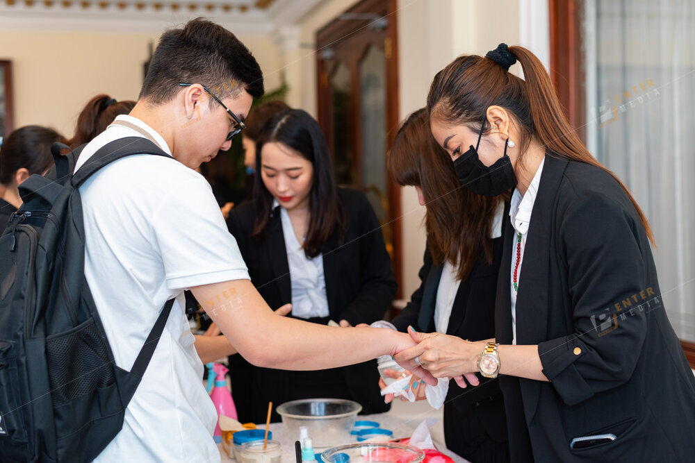 enter-media-chup-quay-su-kien-hoi-thao-chia-se-kinh-nghiem-kinh-doanh-cho-cong-ty-seacret-021