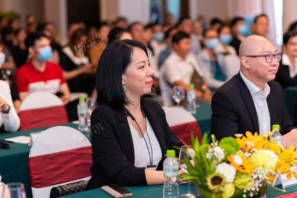 enter-media-chup-quay-su-kien-hoi-thao-chia-se-kinh-nghiem-kinh-doanh-cho-cong-ty-seacret-025