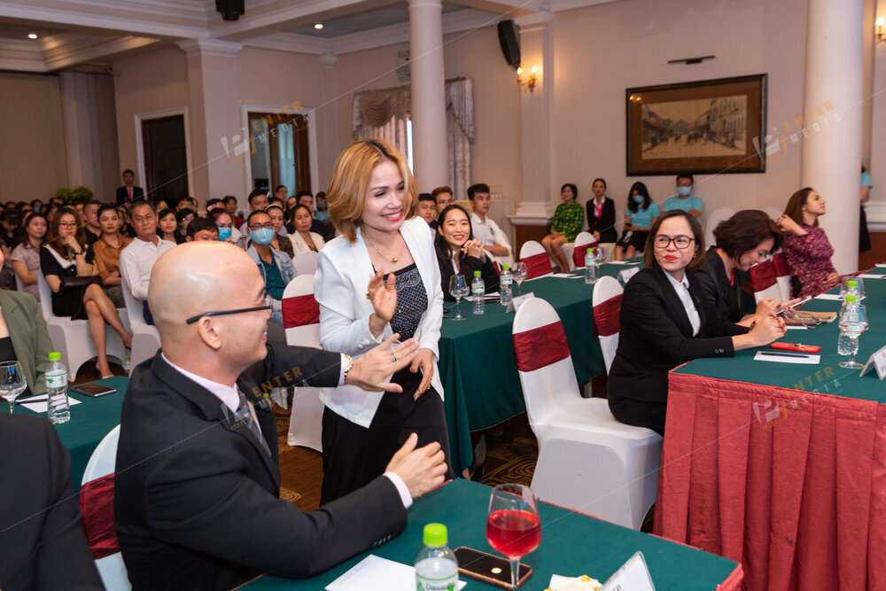 enter-media-chup-quay-su-kien-hoi-thao-chia-se-kinh-nghiem-kinh-doanh-cho-cong-ty-seacret-036