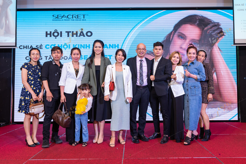 enter-media-chup-quay-su-kien-hoi-thao-chia-se-kinh-nghiem-kinh-doanh-cho-cong-ty-seacret-043