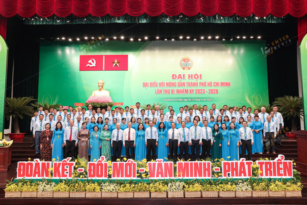 enter-media-cung-cap-dich-vu-in-hinh-lay-lien-cho-dai-hoi-dai-bieu-hoi-dong-nong-dan-tp-ho-chi-minh-001