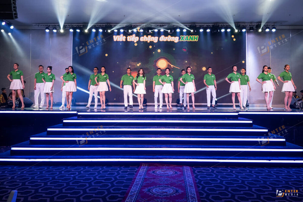 enter-media-quay-chup-su-kien-tat-nien-cong-ty-f88-003