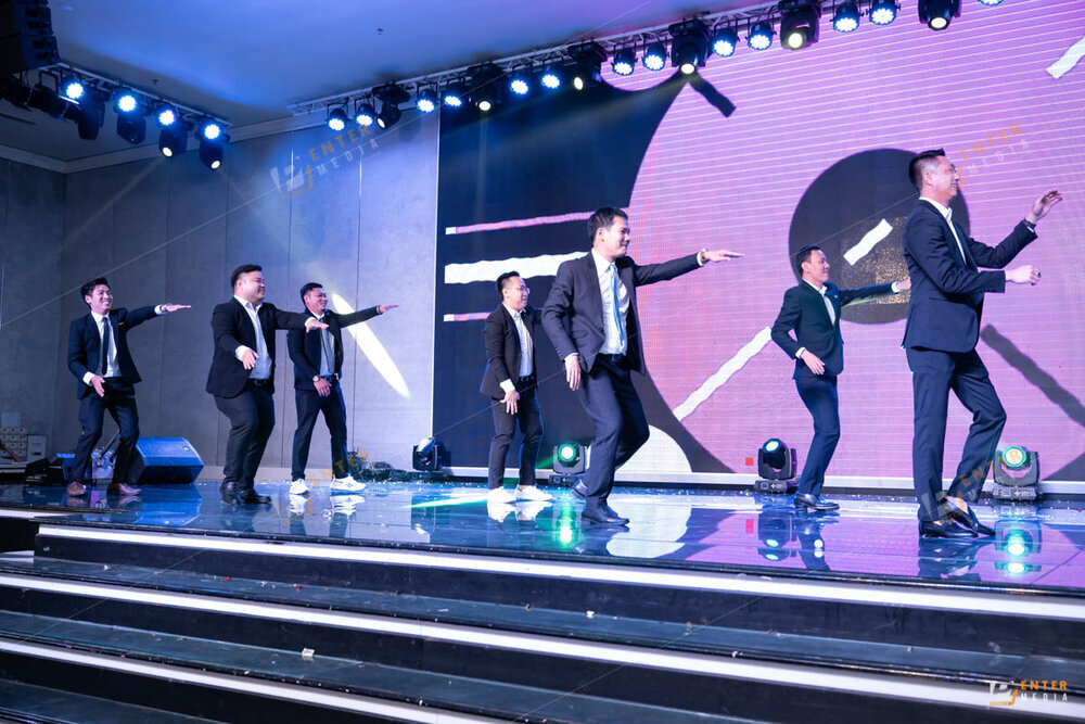 enter-media-quay-chup-su-kien-tat-nien-cong-ty-f88-039