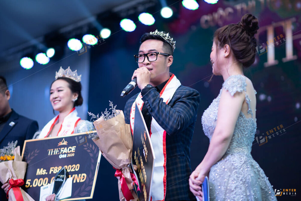 enter-media-quay-chup-su-kien-tat-nien-cong-ty-f88-046