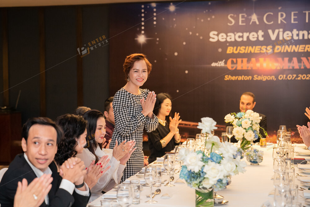 enter-media-quay-phim-su-kien-chup-hinh-su-kien-business-dinner-hoi-nghi-kinh-doanh-cung-seacret-010