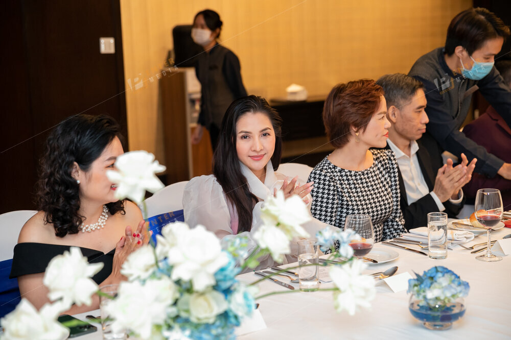 enter-media-quay-phim-su-kien-chup-hinh-su-kien-business-dinner-hoi-nghi-kinh-doanh-cung-seacret-017