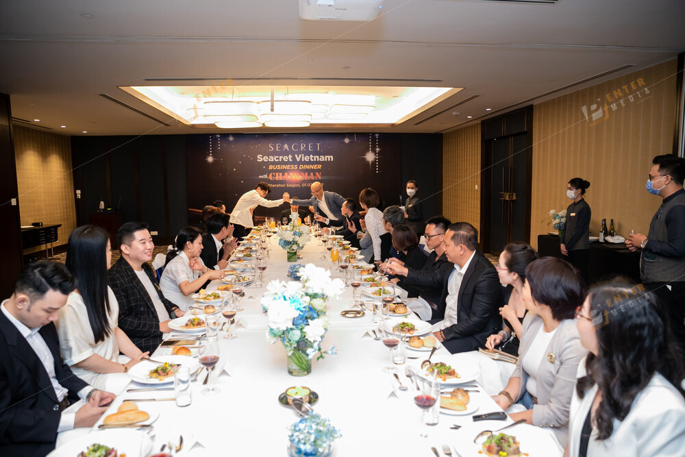 enter-media-quay-phim-su-kien-chup-hinh-su-kien-business-dinner-hoi-nghi-kinh-doanh-cung-seacret-031