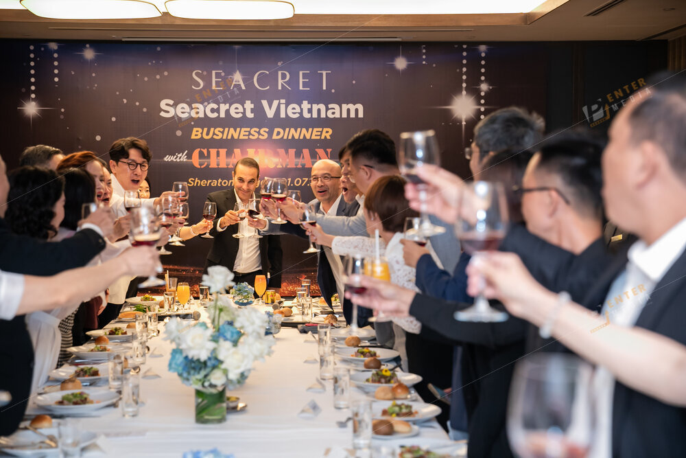 Bữa tiệc Business Dinner ấm cúng