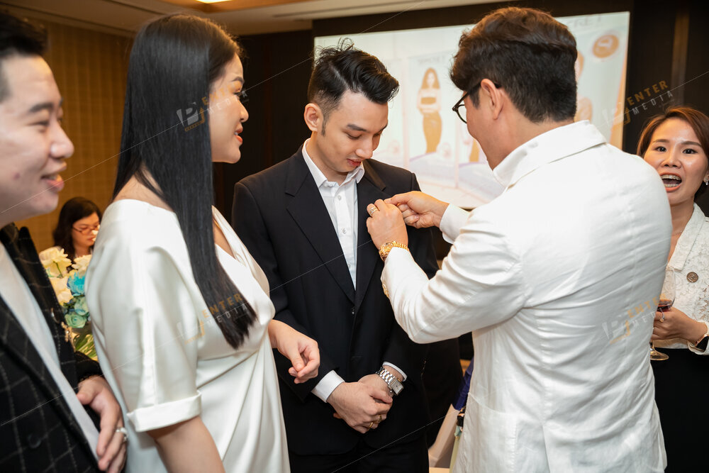 enter-media-quay-phim-su-kien-chup-hinh-su-kien-business-dinner-hoi-nghi-kinh-doanh-cung-seacret-037