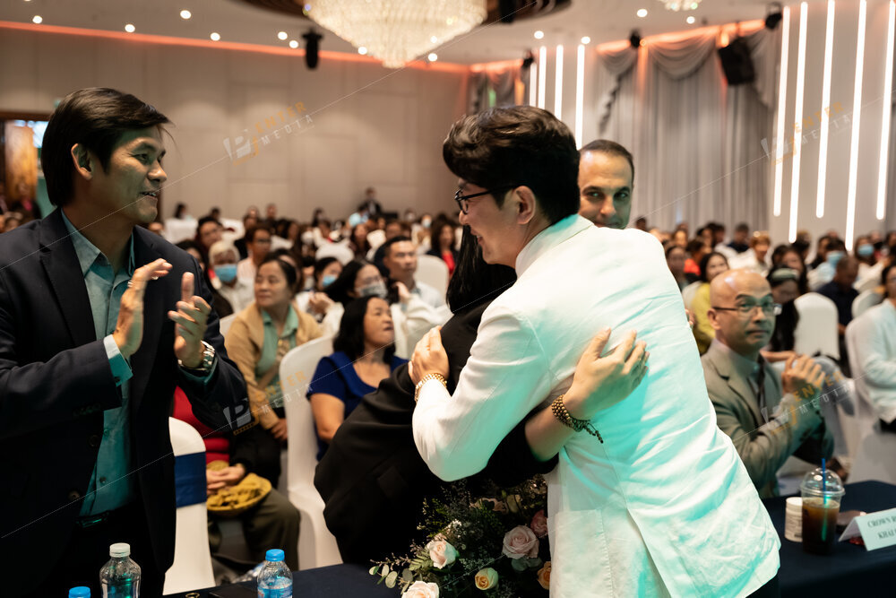 enter-media-quay-phim-su-kien-chup-hinh-su-kien-business-dinner-hoi-nghi-kinh-doanh-cung-seacret-075