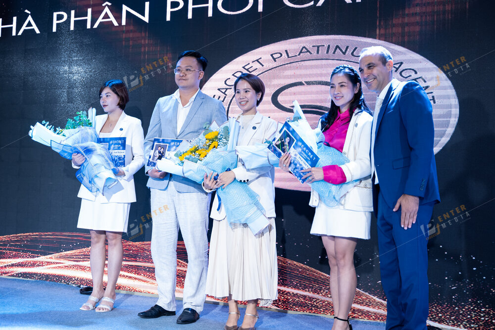 enter-media-quay-phim-su-kien-chup-hinh-su-kien-business-dinner-hoi-nghi-kinh-doanh-cung-seacret-080