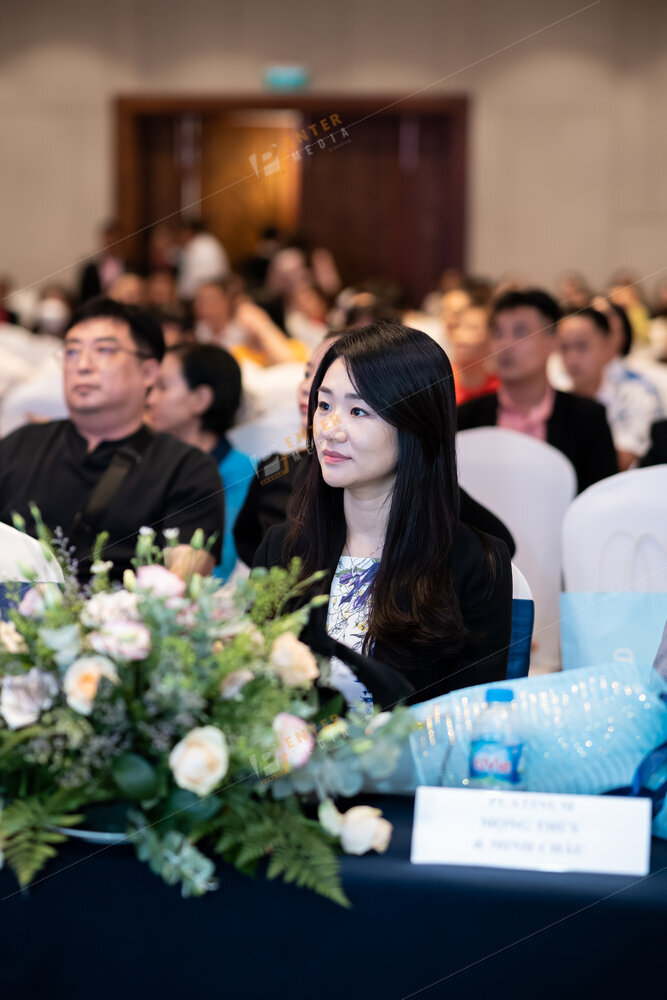 enter-media-quay-phim-su-kien-chup-hinh-su-kien-business-dinner-hoi-nghi-kinh-doanh-cung-seacret-085