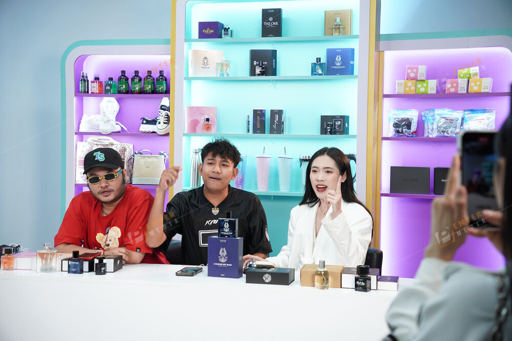 enter-media-livestream-ban-hang-megalive-cung-koc-kol-cho-agency-ptgroup-004