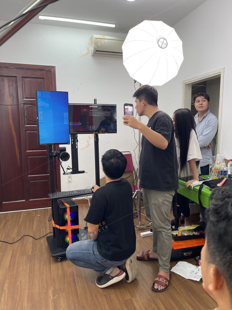 Enter Media triển khai dự án setup phòng livestream bán hàng trọn gói cho AnThy Pham