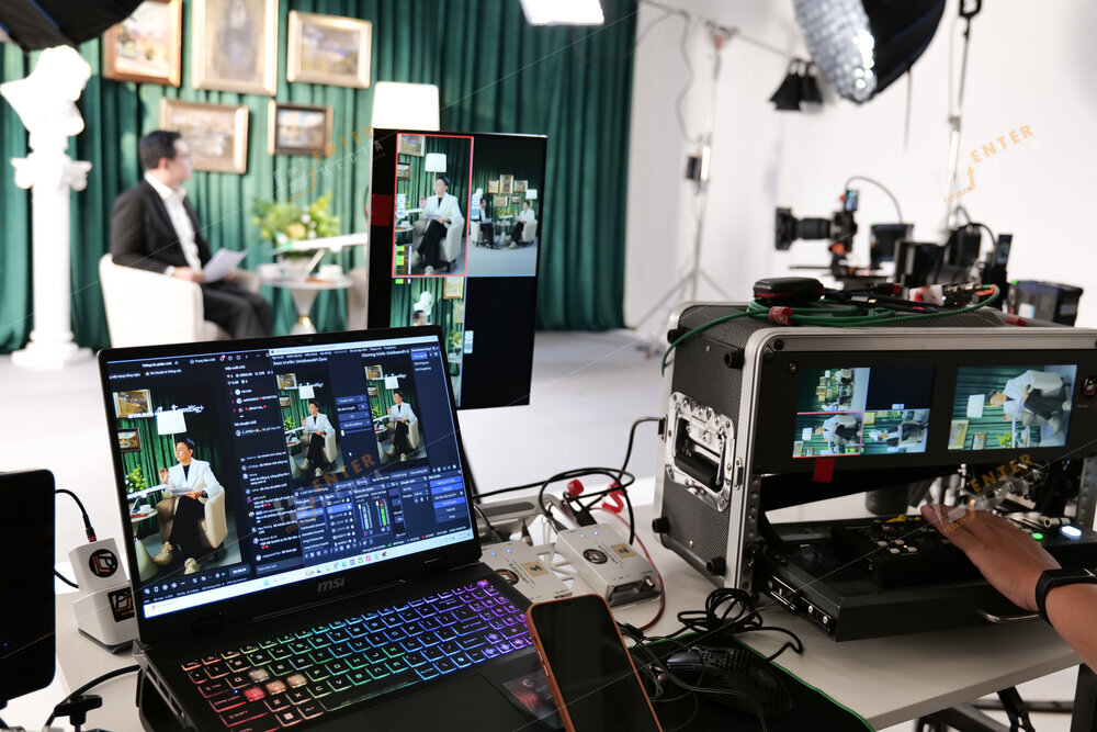 Hệ thống livestream setup trong buổi live talkshow podcast cho EVA Air và TravelSig+