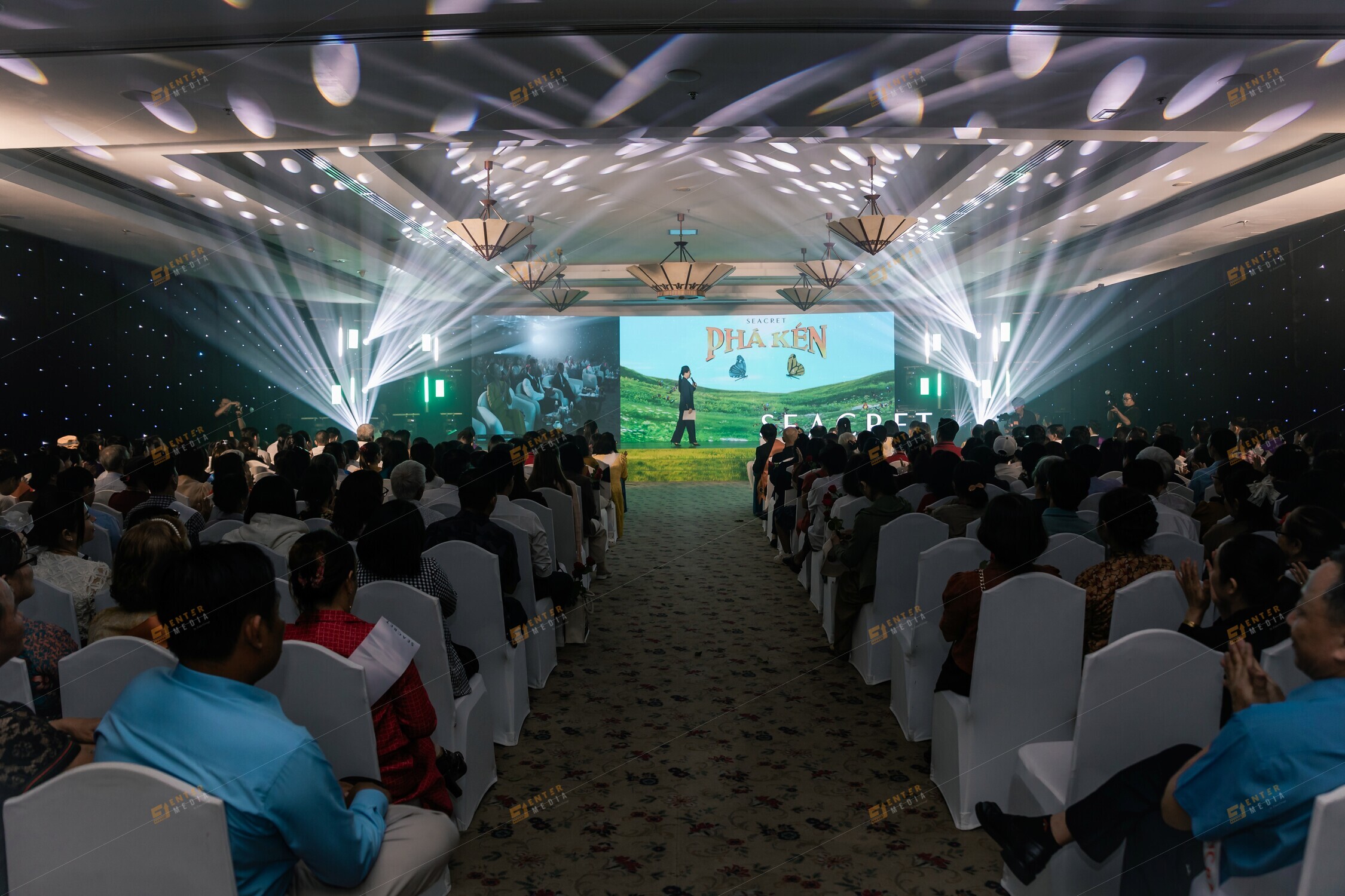 anh-su-kien-pha-ken-cua-seacret-tai-hcm-do-enter-media-thuc-hien-008