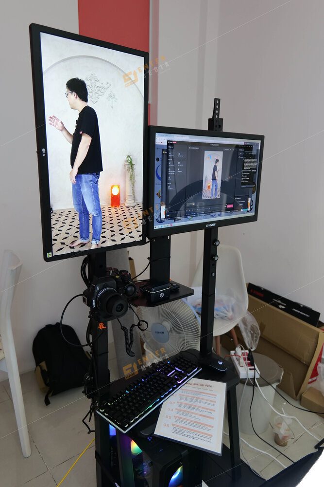 Cận cảnh các thiết bị setup phòng livestream thời trang cho local brand Mania Cutie