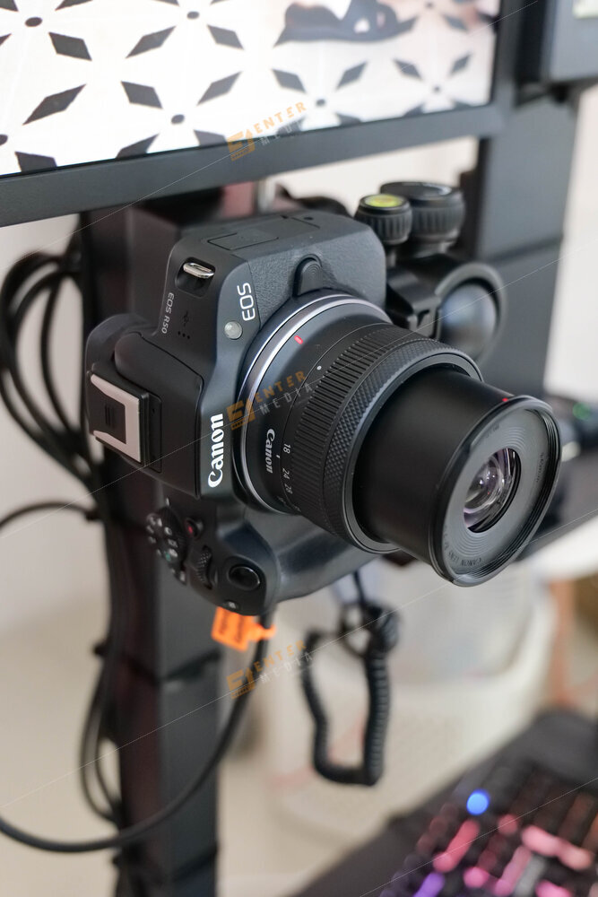 Thiết bị Canon R50