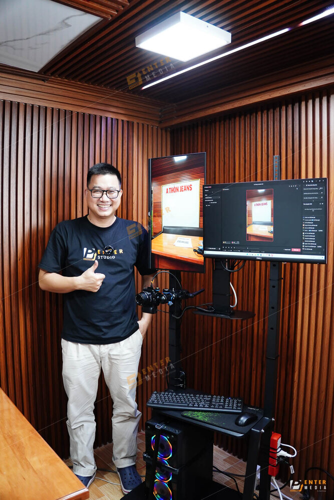 Enter Media hoàn thành setup livestream cho xưởng sản xuất quần jeans A Thòn