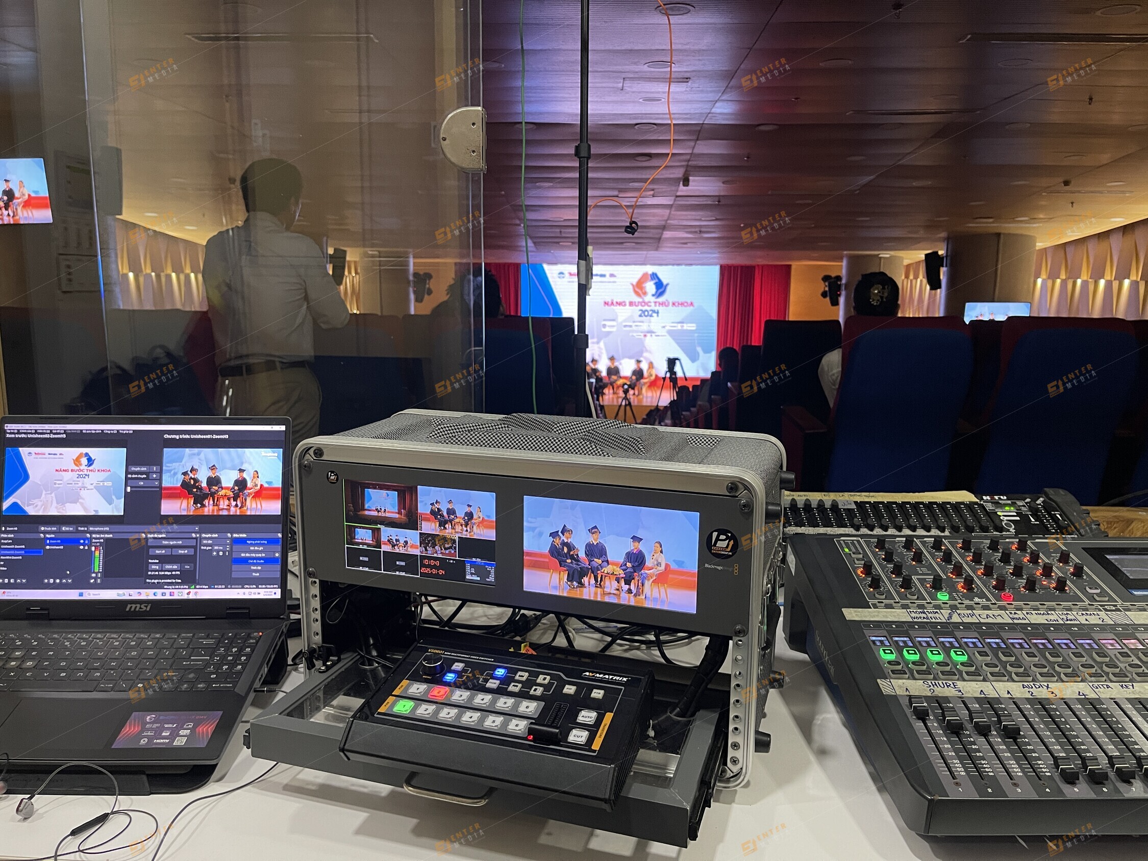 Khu vực livestream sự kiện báo chí cùng Báo Tiền Phong